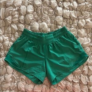 Lululemon hotty hot green shorts 4” inseam size 4